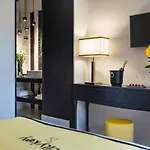 Citykey - Couette-café Naples